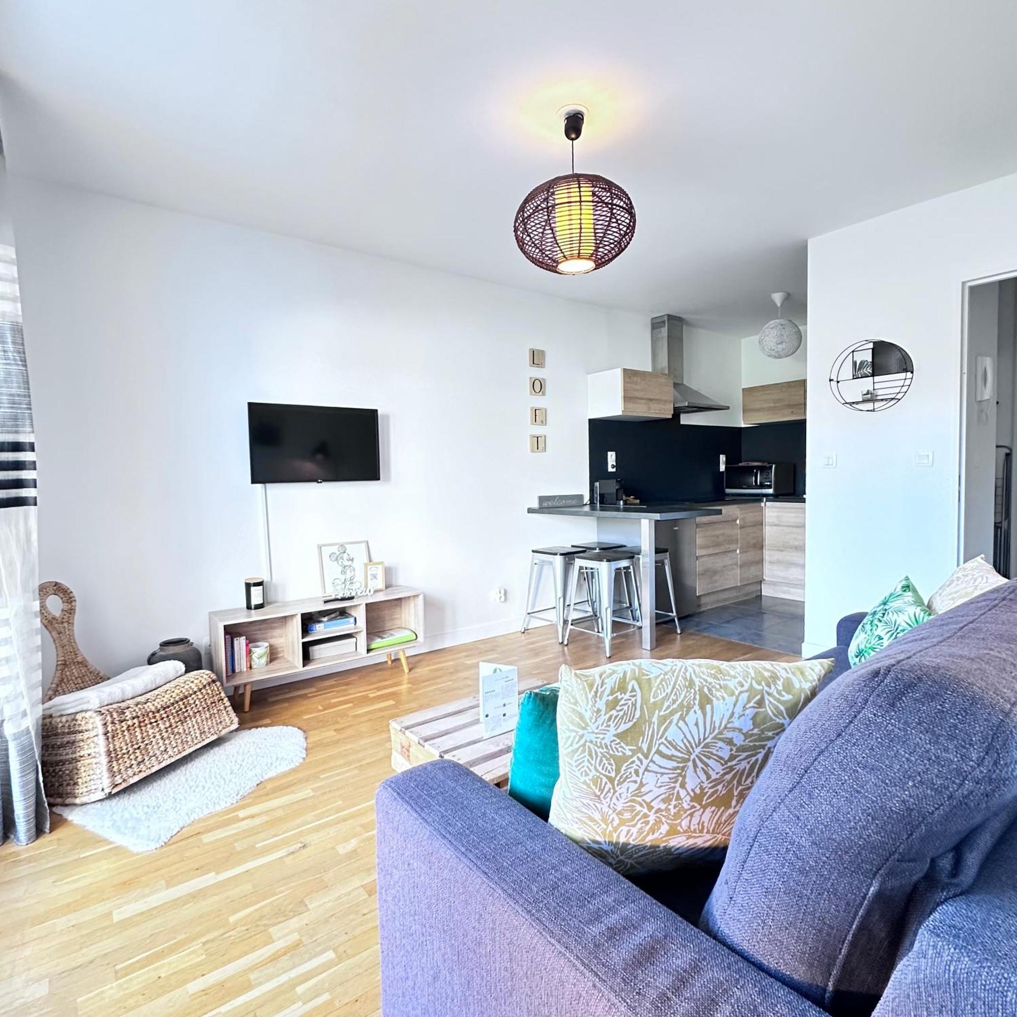 Beautiful Apartment * Parking* Disneyland 10 Min มองต์เตฮวา ภายนอก รูปภาพ
