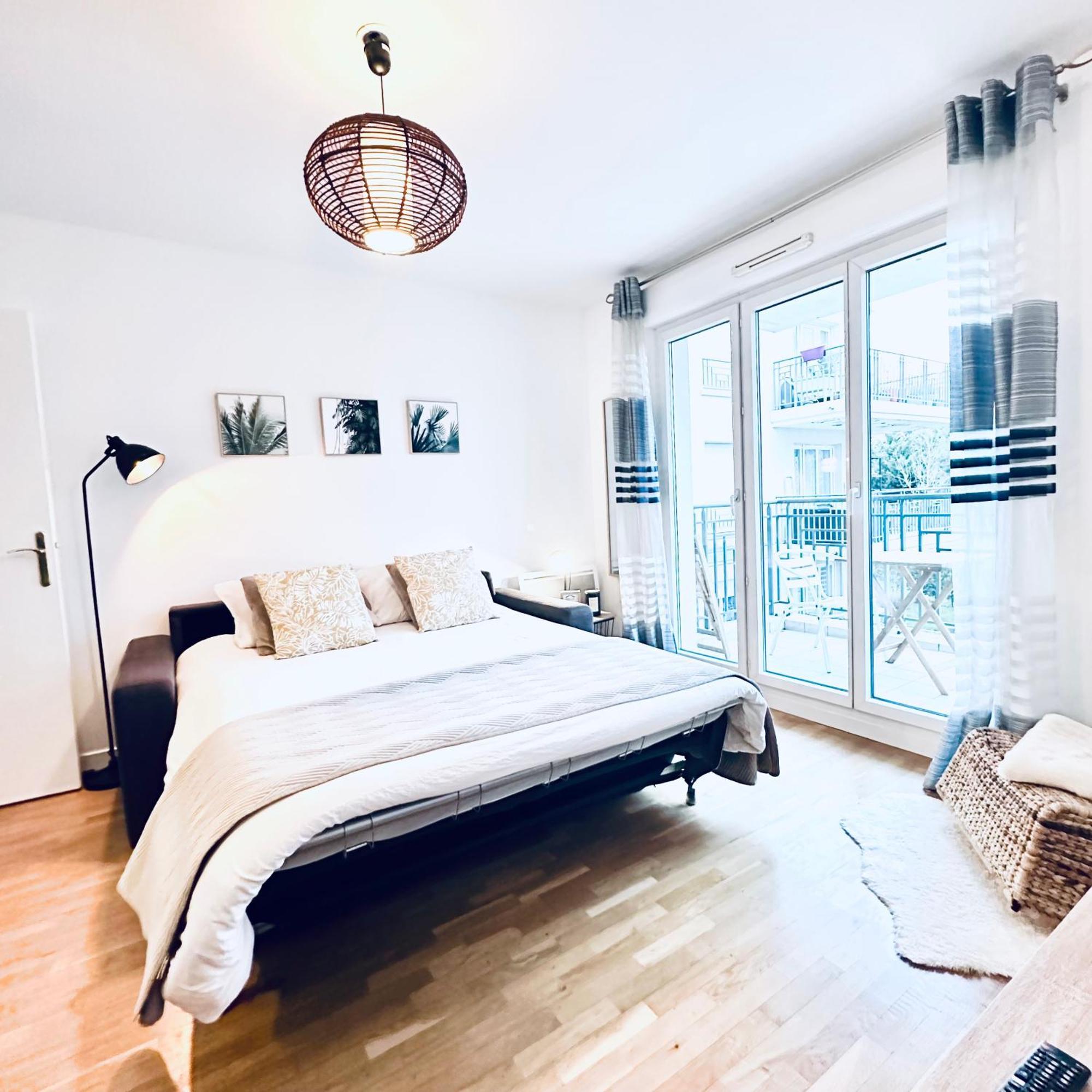 Beautiful Apartment * Parking* Disneyland 10 Min มองต์เตฮวา ภายนอก รูปภาพ